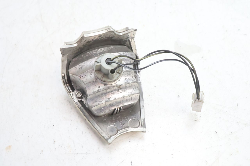 photo de Luz traseira PIAGGIO FLY 2T 50 (2004 - 2017) - Pontos de fixação