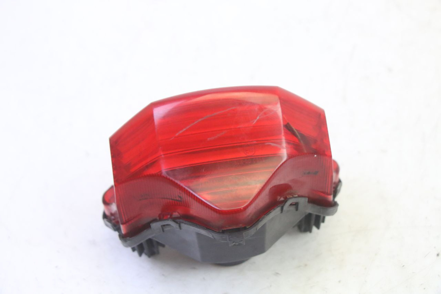 photo de Luz traseira YAMAHA FZ6 N FAZER 600 (2004 - 2006) - Zoom do estado de desgaste