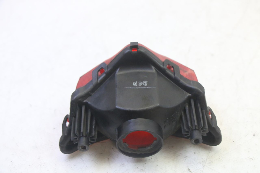 photo de Luz traseira YAMAHA FZ6 N FAZER 600 (2004 - 2006) - Marcações e referências