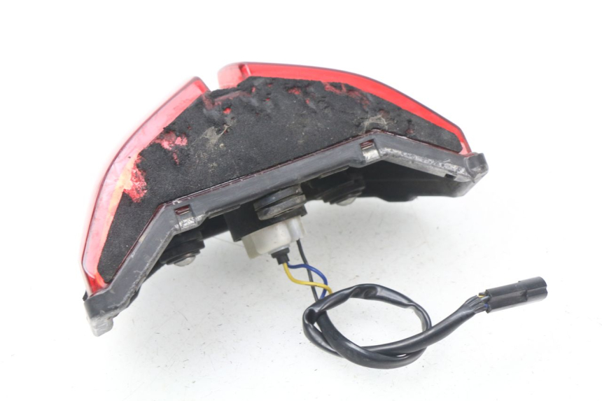 photo de Luz traseira YAMAHA FZ8 800 (2010 - 2016) - Vista geral