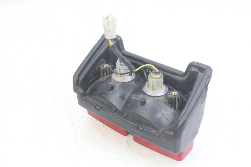photo de Luz traseira YAMAHA FZS FAZER 600 (1998 - 2001) - Outro ângulo de visão