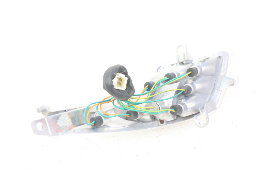 photo de FAROL TRASEIRO ESQUERDO PEUGEOT E-VIVACITY 1 (2012 - 2018) - Ampliação técnica