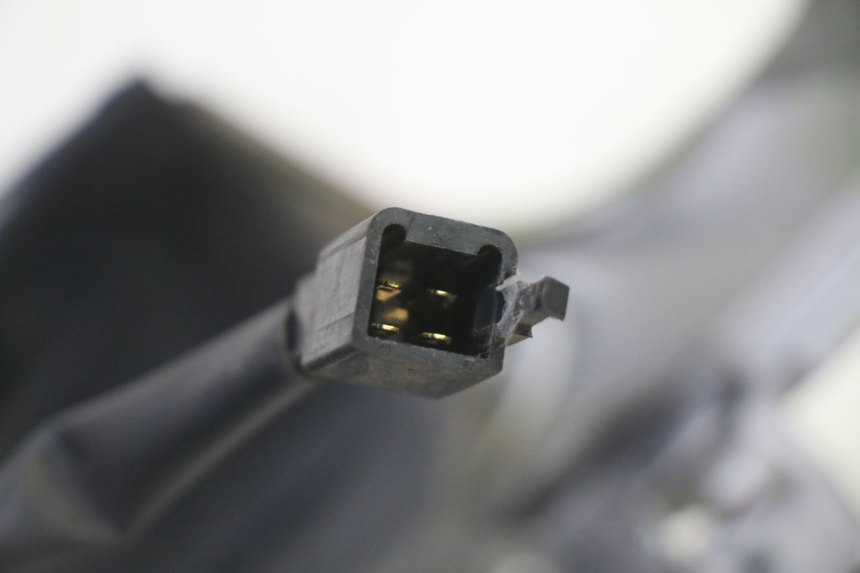photo de FAROLIM TRASEIRO ESQUERDO HONDA FES S-WING SWING ABS 125 (2007 - 2015) - Pontos de fixação