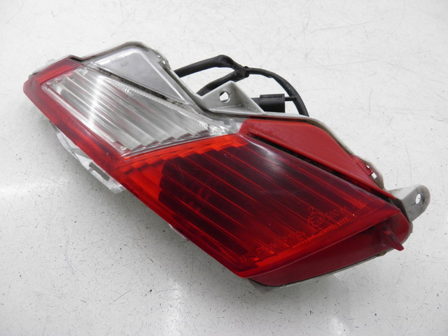 photo de FAROL TRASEIRO ESQUERDO HONDA FES PANTHEON 125 (2003 - 2007) - Vista principal