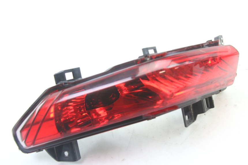 photo de FAROL TRASEIRO ESQUERDO PIAGGIO MP3 500 (2014 - 2017) - Detalhe da peça