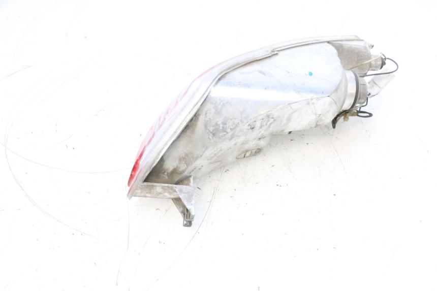 photo de FAROL TRASEIRO ESQUERDO PIAGGIO MP3 RL 250 (2006 - 2010) - Vista do produto