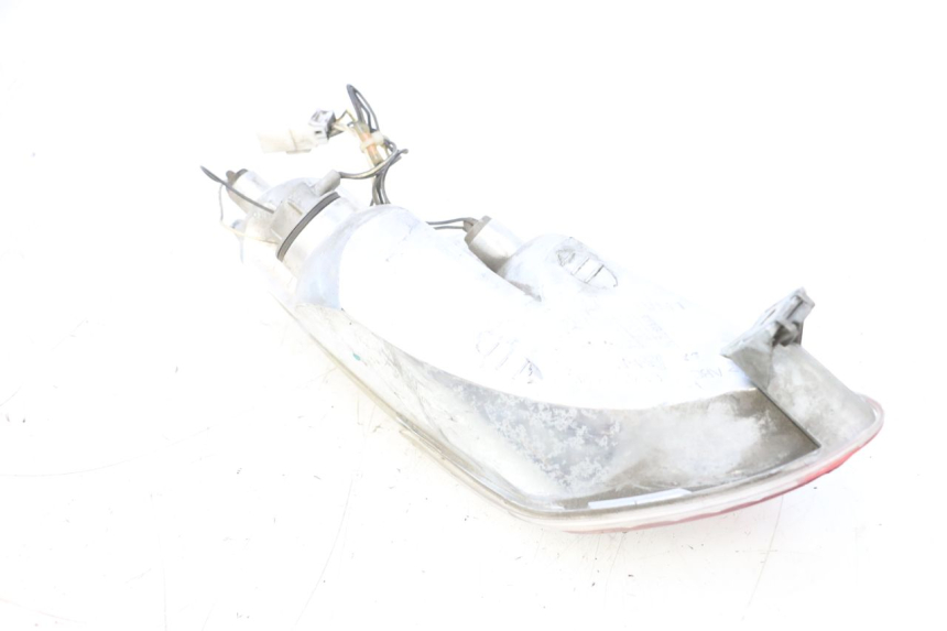 photo de FAROL TRASEIRO ESQUERDO PIAGGIO MP3 RL 250 (2006 - 2010) - Peça verificada