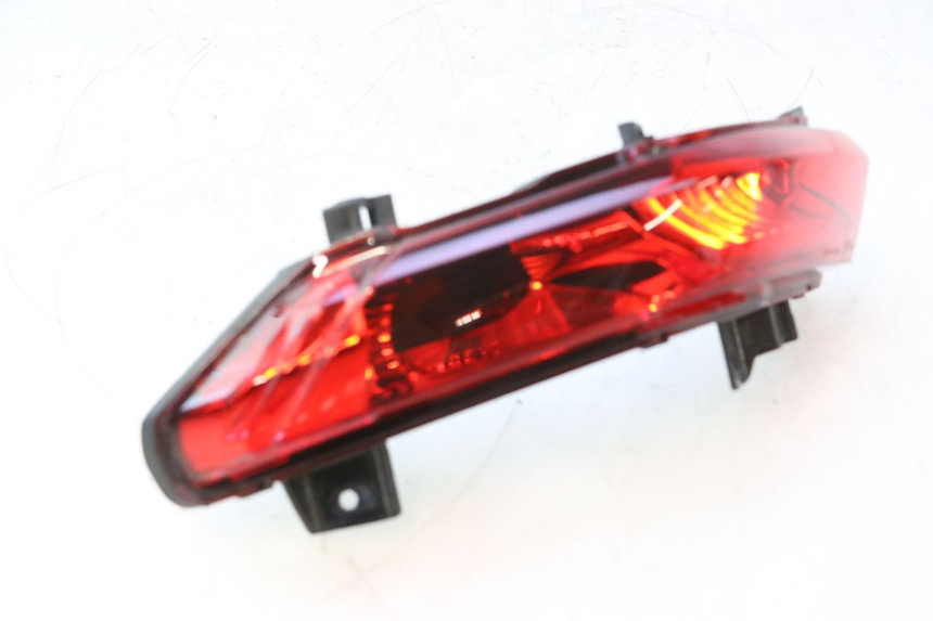 photo de FAROL TRASEIRO ESQUERDO PIAGGIO MP3 500 (2016 - 2018) - Vista principal