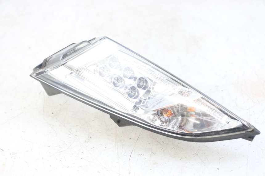photo de FAROL TRASEIRO ESQUERDO PEUGEOT SATELIS 125 (2013 - 2018) - Vista principal