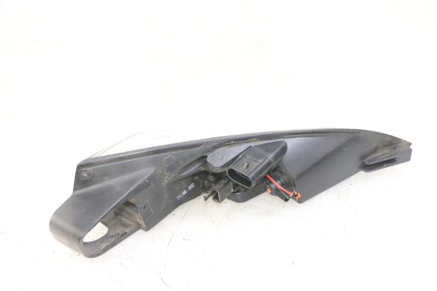 photo de FAROL TRASEIRO ESQUERDO PEUGEOT SATELIS 125 (2013 - 2018) - Ampliação técnica