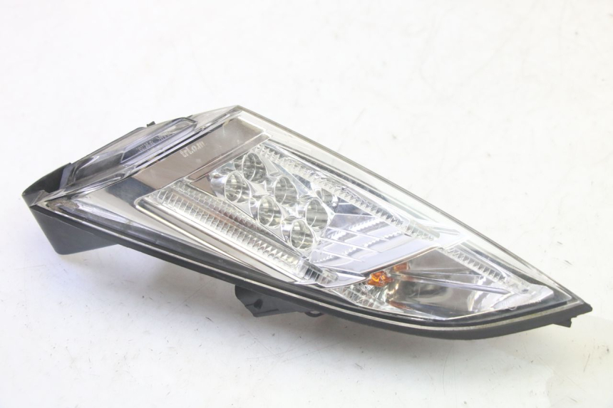photo de FAROL TRASEIRO ESQUERDO PEUGEOT SATELIS 125 (2013 - 2018) - Vista principal