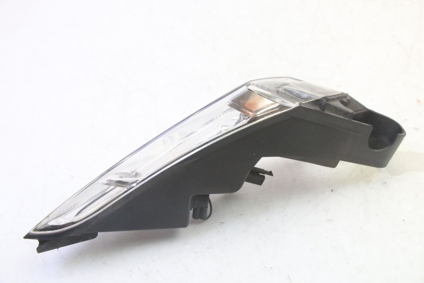 photo de FAROL TRASEIRO ESQUERDO PEUGEOT SATELIS 125 (2010 - 2012) - Ampliação técnica