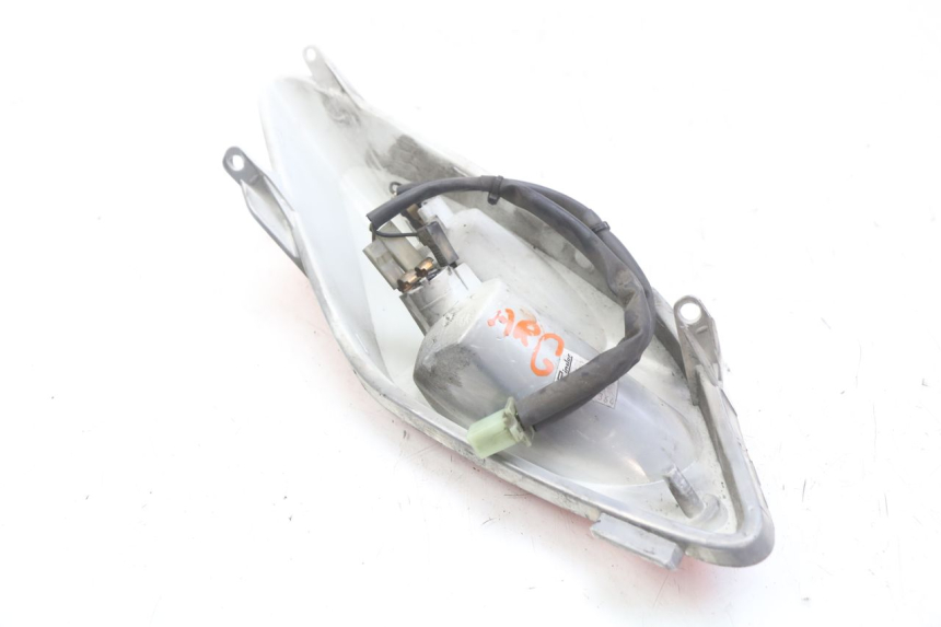 photo de FAROL TRASEIRO ESQUERDO MBK SKYCRUISER 125 (2006 - 2009) - Detalhe da peça