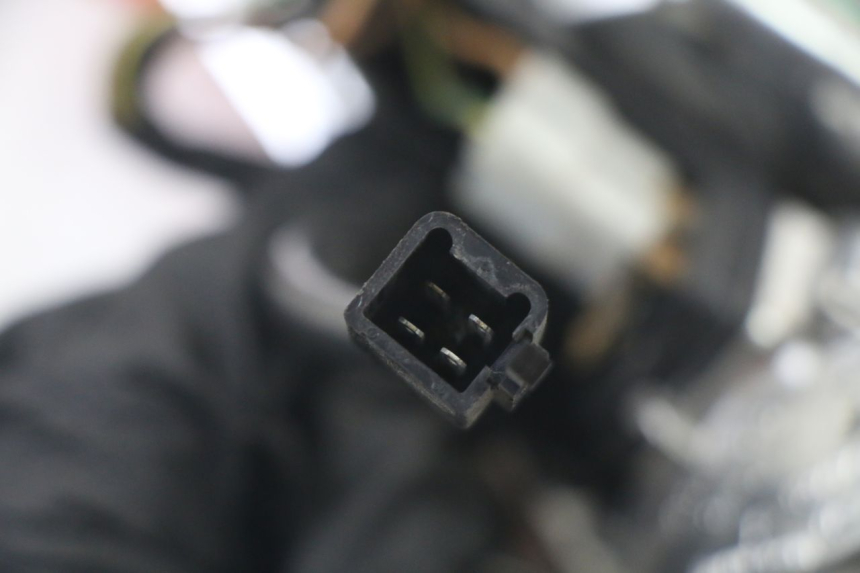 photo de FAROL TRASEIRO ESQUERDO YAMAHA X-MAX XMAX 125 (2010 - 2013) - Vista geral