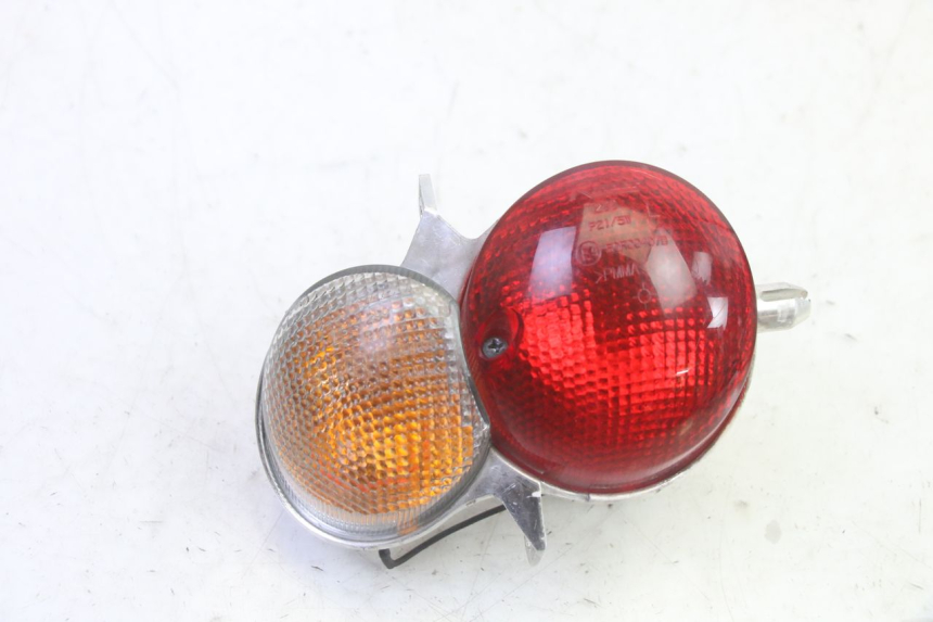 photo de FAROL TRASEIRO ESQUERDO YAMAHA YP MAJESTY 125 (2002 - 2006) - Vista principal