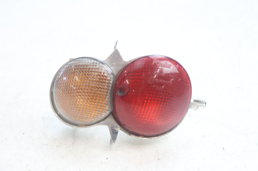 photo de FAROL TRASEIRO ESQUERDO YAMAHA YP MAJESTY 125 (2002 - 2006) - Vista principal