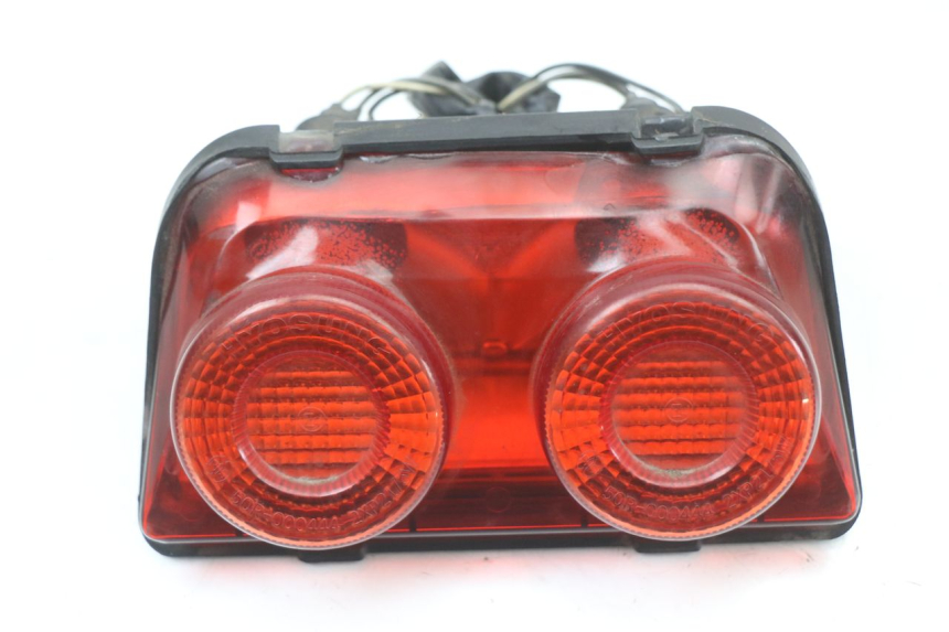 photo de Luz traseira HYOSUNG GF 125 (2001 - 2005) - Vista principal