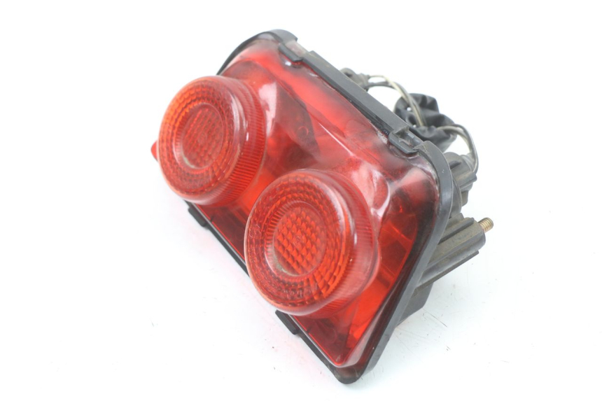 photo de Luz traseira HYOSUNG GF 125 (2001 - 2005) - Zoom do estado de desgaste