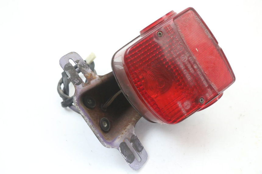 photo de Luz traseira SUZUKI GN 125 (1997 - 2000) - Vista principal
