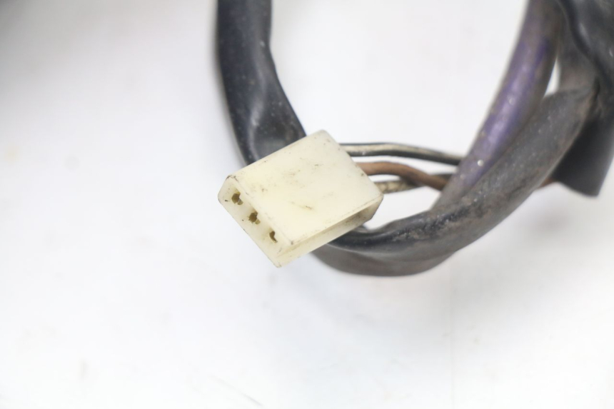photo de Luz traseira SUZUKI GN 125 (1997 - 2000) - Pontos de fixação