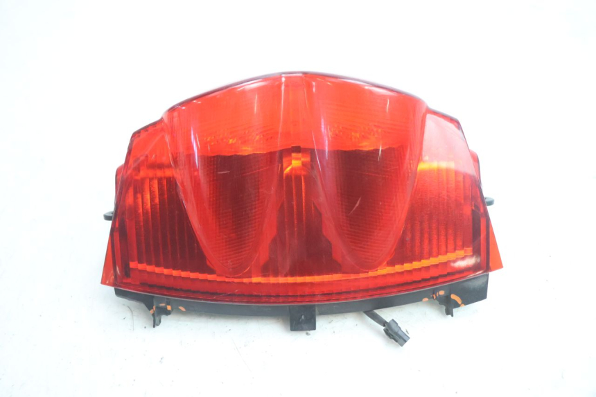 photo de LUZ TRASEIRA GILERA GP 800 (2007 - 2013) - Peça verificada