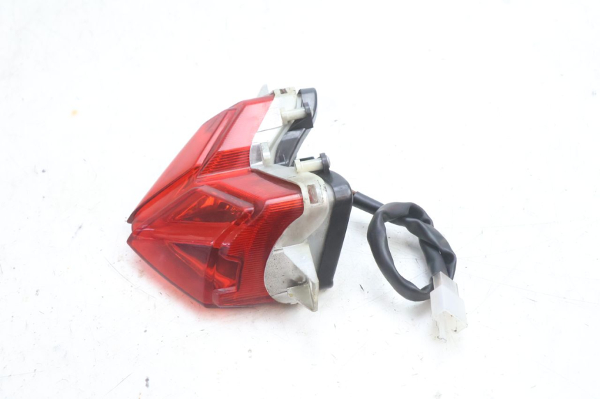photo de Luz traseira NECO GPX LC 2T 50 (2014 - 2018) - Zoom do estado de desgaste