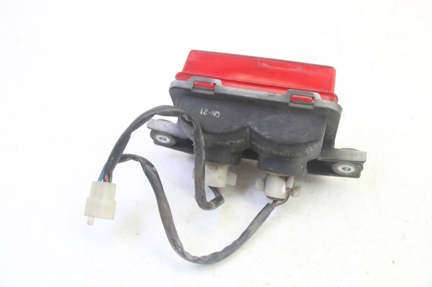 photo de Luz traseira KAWASAKI GPX R WARBIRD 600 (1988 - 1993) - Outro ângulo de visão
