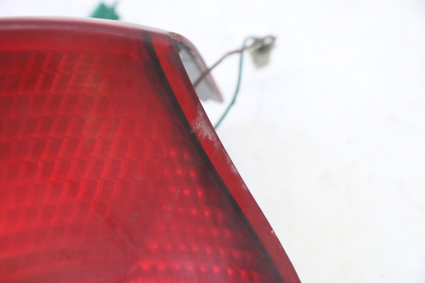 photo de Luz traseira KYMCO GRAND DINK 125 (2008 - 2014) - Estado da superfície