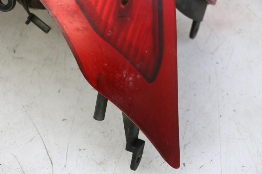photo de Luz traseira KYMCO GRAND DINK 125 (2002 - 2007) - Ampliação técnica