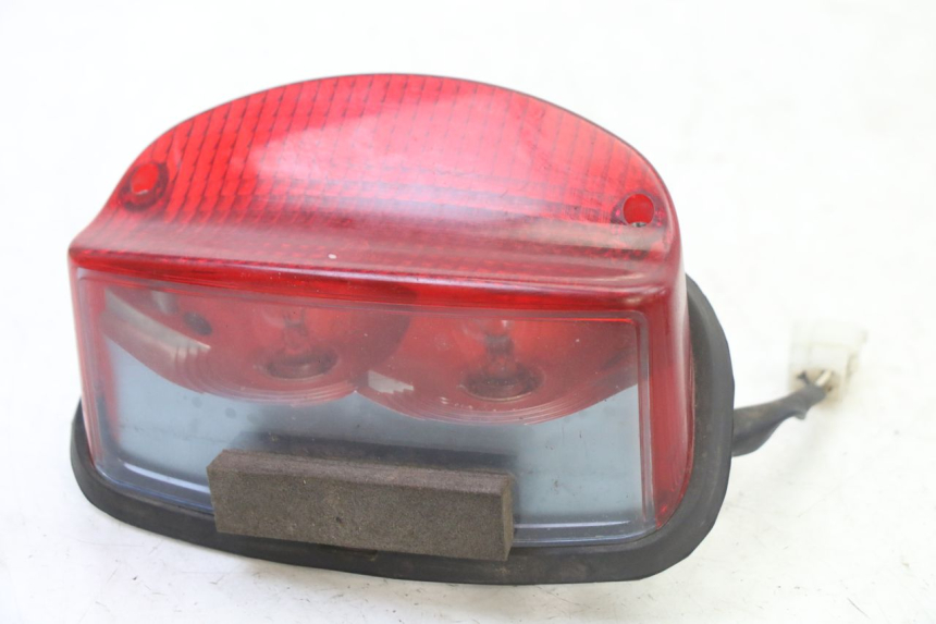 photo de Luz traseira SUZUKI GS GSE 500 (2001 - 2003) - Zoom do estado de desgaste