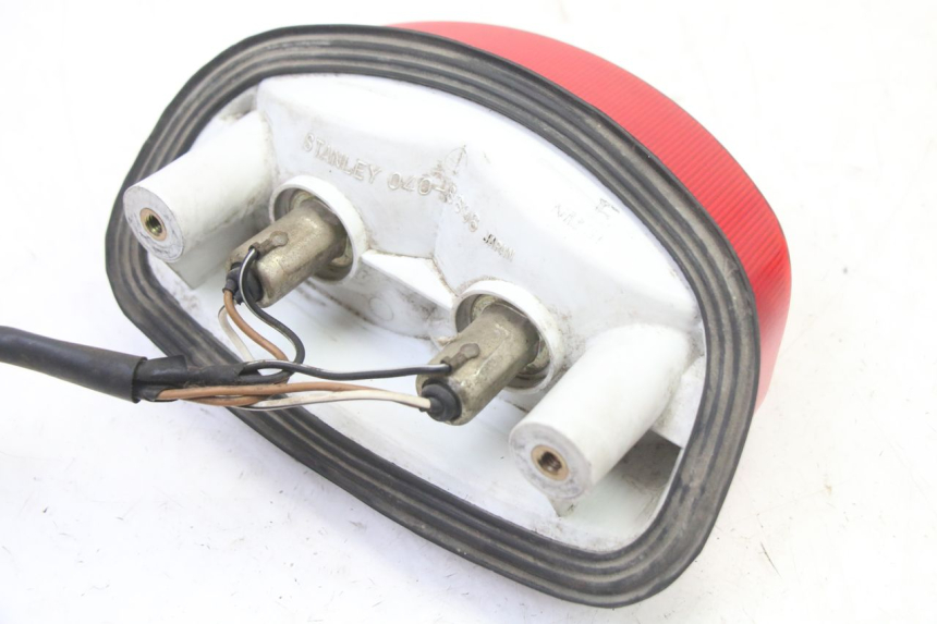 photo de Luz traseira SUZUKI GS GSE 500 (2001 - 2003) - Vista geral