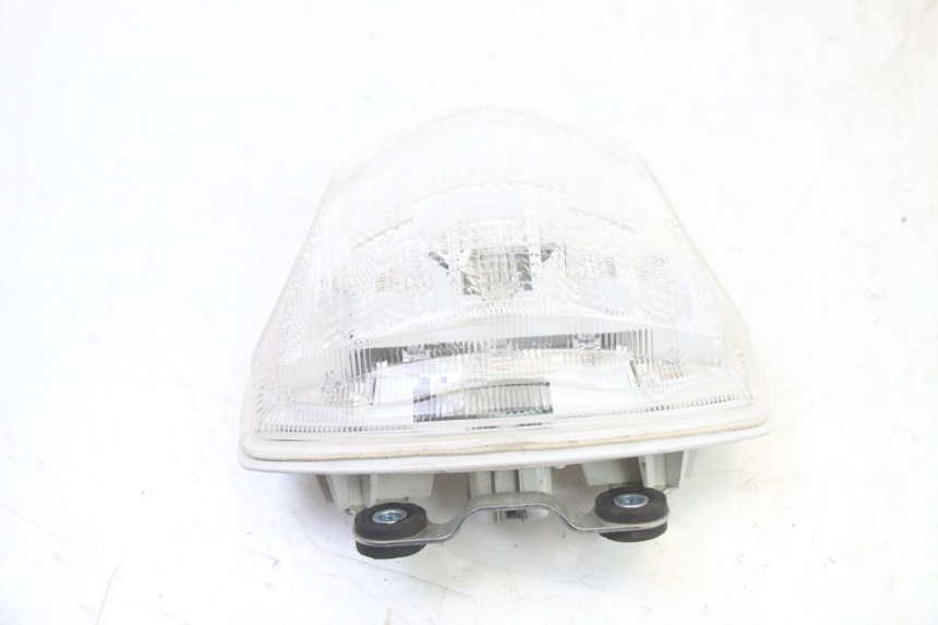 photo de Luz traseira SUZUKI GSR 750 (2011 - 2017) - Zoom do estado de desgaste