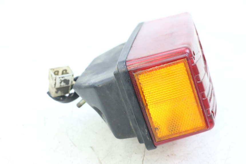 photo de Luz traseira SUZUKI GSX E 250 (1982 - 1983) - Zoom do estado de desgaste