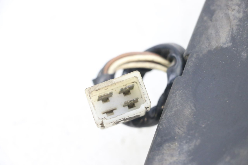photo de Luz traseira SUZUKI GSX E 250 (1982 - 1983) - Estado da superfície