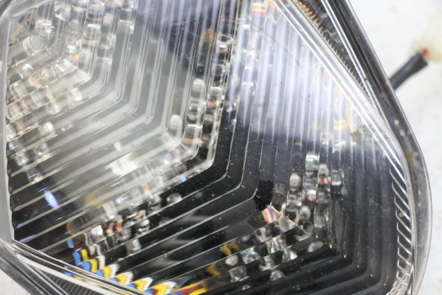 photo de Luz traseira SUZUKI GSXR GSX-R 1000 (2003 - 2004) - Peça verificada