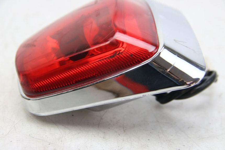 photo de Luz traseira JM MOTORS GT LINE 4T 50 (2021 - 2023) - Outro ângulo de visão