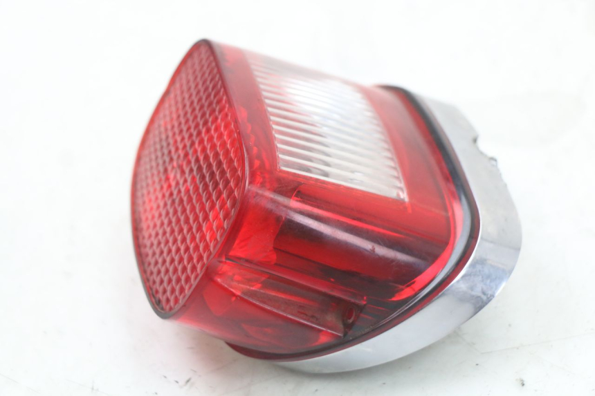 photo de Luz traseira HARLEY DAVIDSON SPORTSTER XL CUSTOM 883 (1999 - 2006) - Outro ângulo de visão