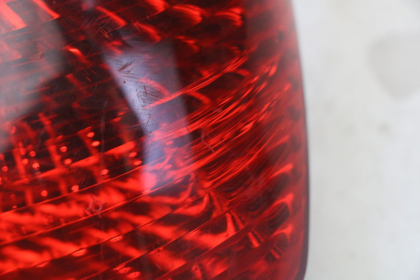 photo de Luz traseira DAELIM HISTORY 125 (2001 - 2002) - Detalhe da peça