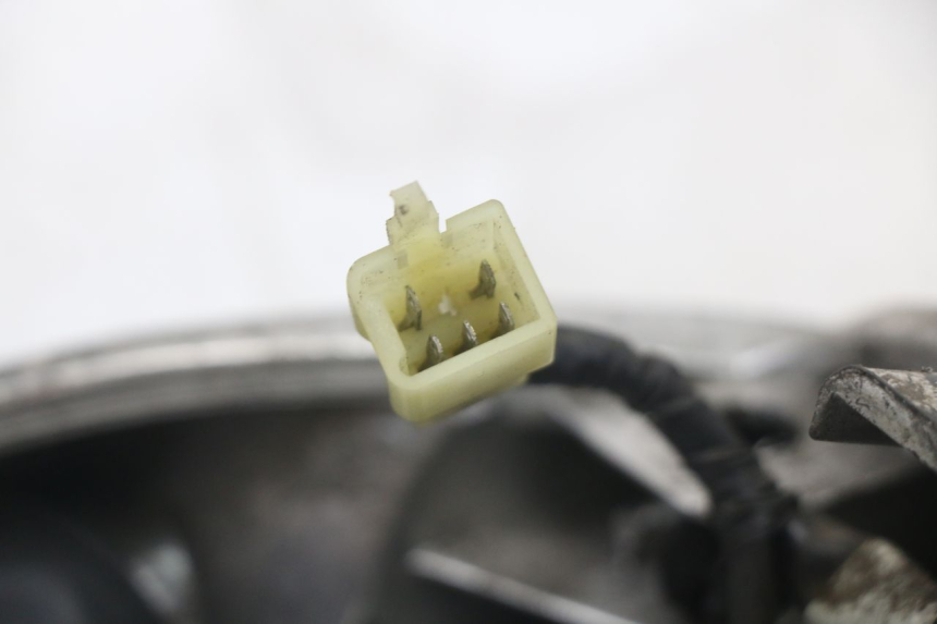 photo de Luz traseira HONDA NES AROBASE 125 (2000 - 2003) - Ampliação técnica