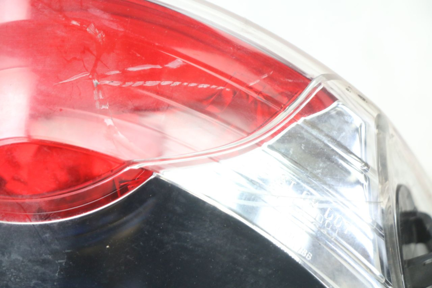 photo de Luz traseira HONDA PCX (JF28) 125 (2009 - 2011) - Detalhe da peça