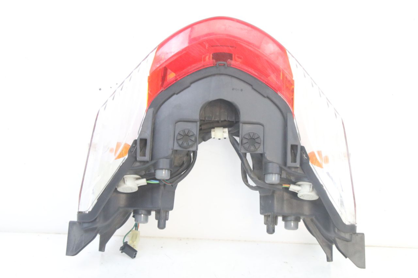 photo de Luz traseira HONDA SH i 300 (2015 - 2020) - Pontos de fixação