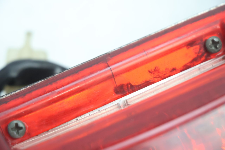 photo de Luz traseira KEEWAY HURRICANE 50 (2006 - 2019) - Outro ângulo de visão
