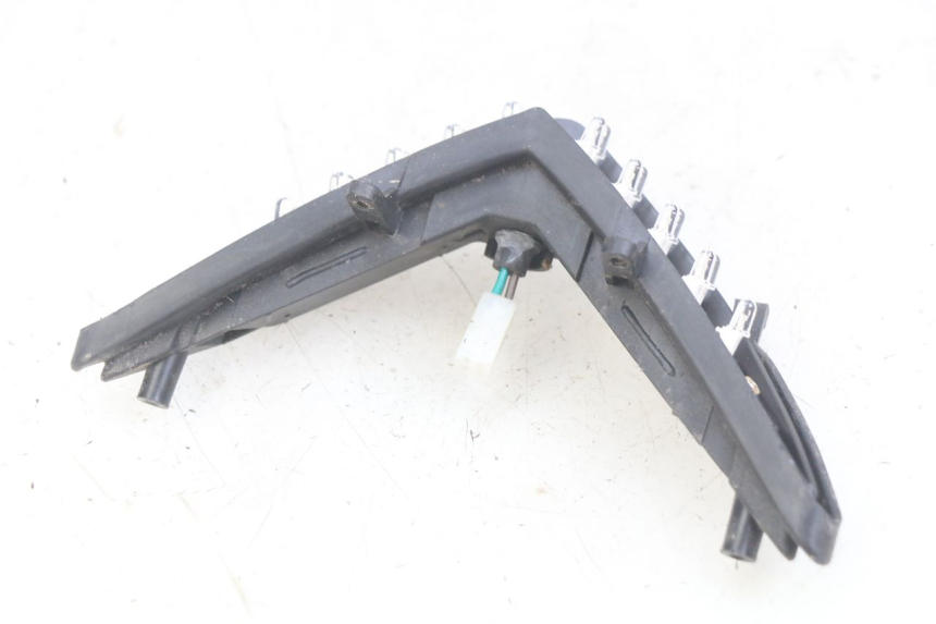 photo de Luz traseira SYM JET SPORT XR 50 (2006 - 2015) - Zoom do estado de desgaste