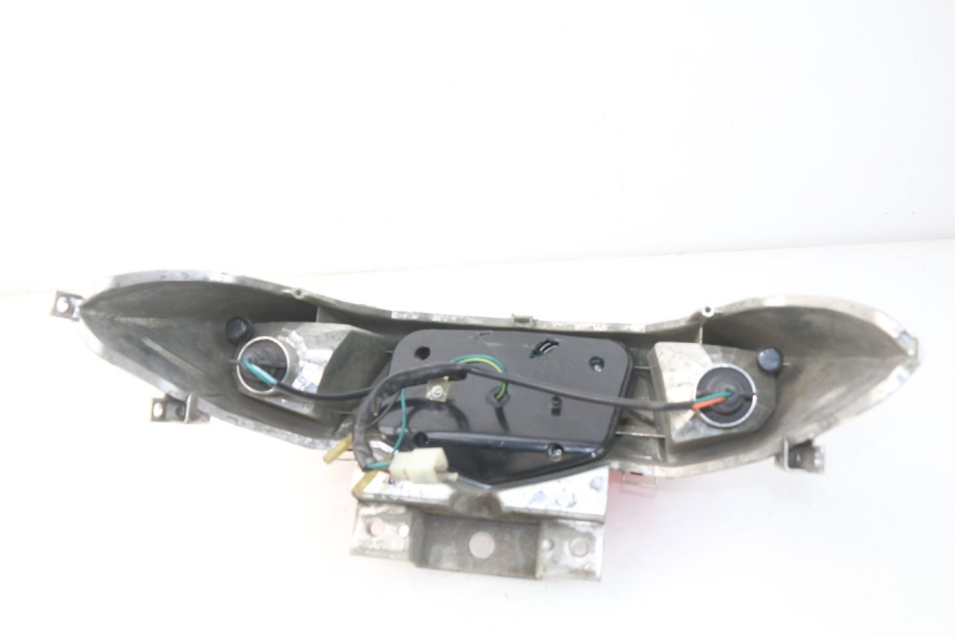 photo de Luz traseira SYM JOYMAX 250 (2013 - 2017) - Peça verificada