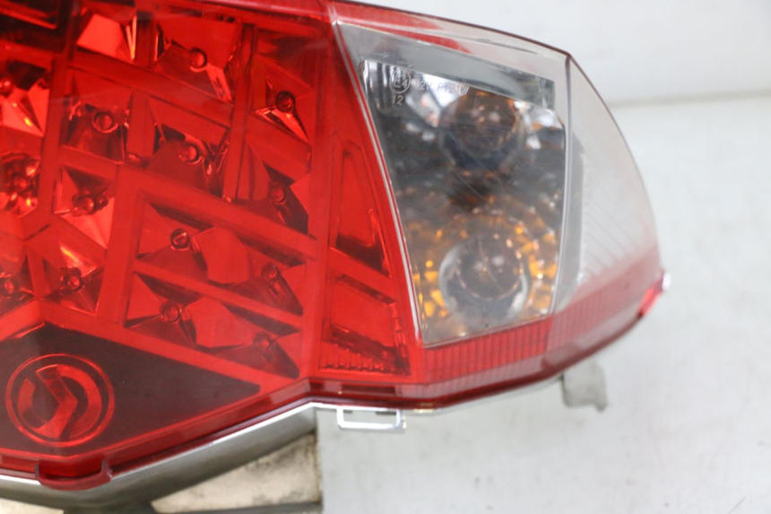 photo de Luz traseira SYM JOYMAX 125 (2010 - 2017) - Imagem adicional