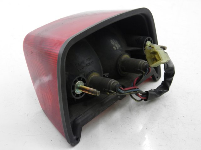 photo de Luz traseira KAWASAKI ZEPHYR 550 (1991 - 1998) - Outro ângulo de visão