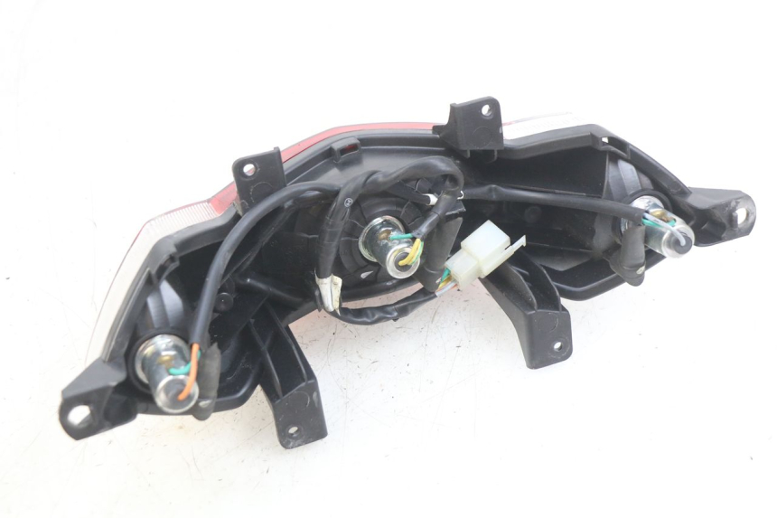 photo de Luz traseira PEUGEOT KISBEE 2T 50 (2010 - 2017) - Outro ângulo de visão