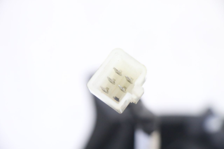 photo de Luz traseira PEUGEOT KISBEE 2T 50 (2018 - 2022) - Peça verificada