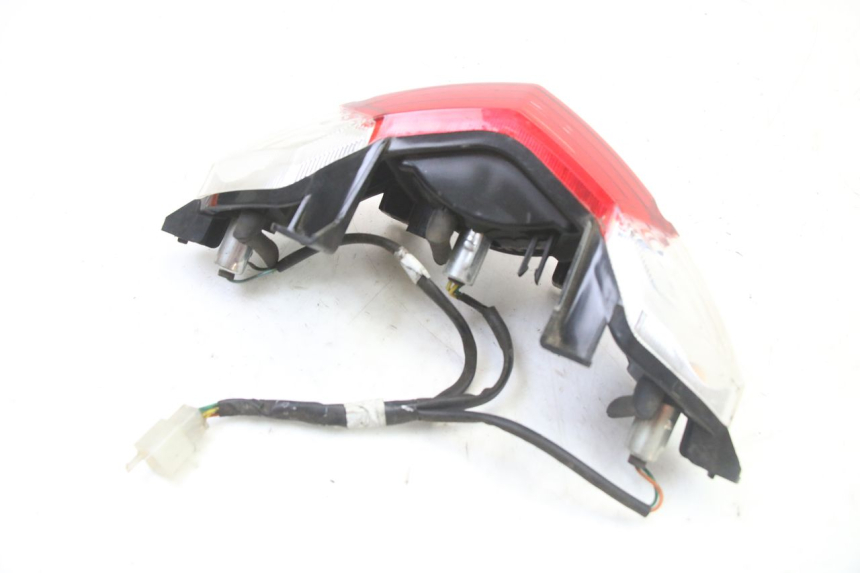 photo de Luz traseira PEUGEOT KISBEE 2T 50 (2010 - 2017) - Outro ângulo de visão