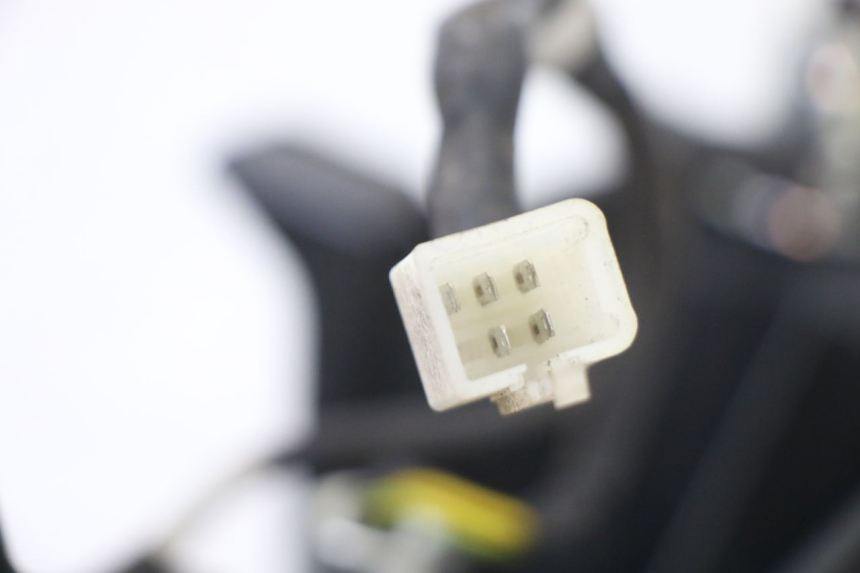 photo de Luz traseira PEUGEOT KISBEE 2T 50 (2010 - 2017) - Peça verificada